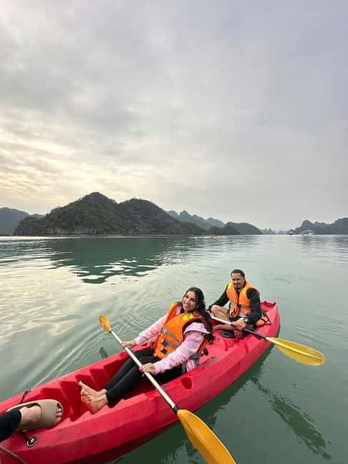 2-Day or 3-Day: Halong&Lan Ha Bay Cruise 5<em> balcony,bathtub – Key highlights worth planning for’ /></p>
<ul>
<li><strong>Balcony + bathtub cabin setup</strong> that makes slow mornings on the water feel special</li>
<li><strong>Tra Bau swim and kayaking</strong> in a classic limestone setting tied to the Kong Skull Island vibe</li>
<li><strong>Chef-led Vietnamese cooking class</strong> you actually participate in (not just watch)</li>
<li><strong>Viet Hai Village by bike or electric car</strong> with a look at daily local life</li>
<li><strong>Dark & Bright Cave</strong> with a choice of bamboo boat rowing or kayak options</li>
</ul>
<h2 id="why-a-doria-balcony-and-bathtub-cabin-changes-everything">Why a Doria balcony-and-bathtub cabin changes everything</h2>
<p><img src=