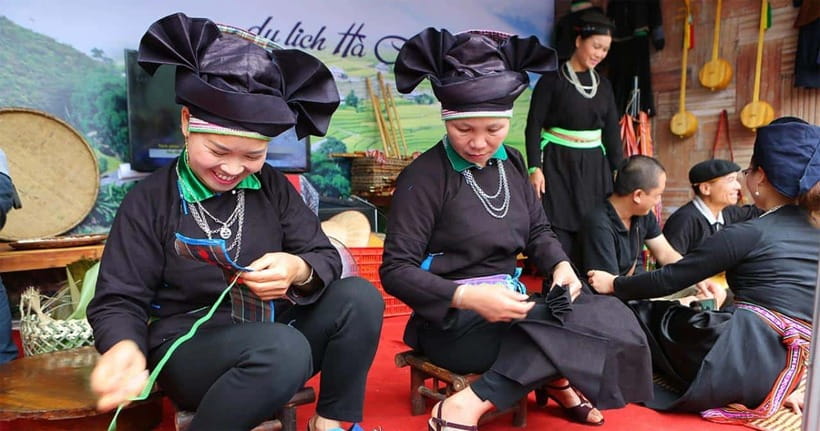 2-Night 1-Day Explore Ban Gioc Waterfall - Nguom Ngao Cave - Khuoi Ky village and traditional stone houses: where culture becomes real