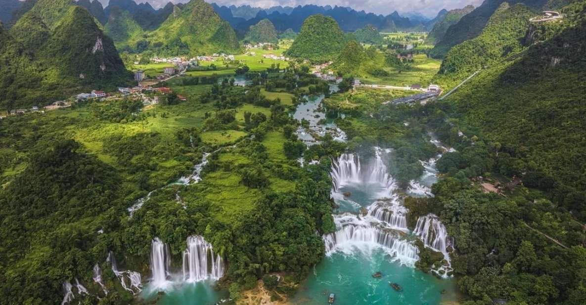 2Day Ban Gioc Waterfall Tour from Hanoi - What Makes Ban Gioc Special Here: The Border Setting and the “Up-Close” Timing