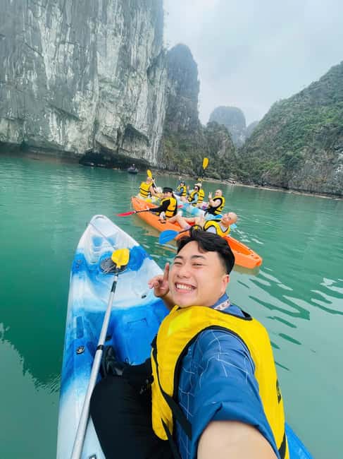3-Day: Ha Long–Lan Ha Bay & Ninh Binh 5 Stars Cruise - Day 3: Hoa Lu cycling, Trang An tunnels, and the climb to Mua Cave