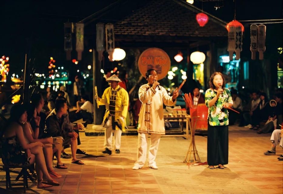 4-Day 3-Night: Explore Vietnam Central Heritage from Da Nang - Thien Mu Pagoda and Khai Dinh Tomb: two very different styles of sacred sites
