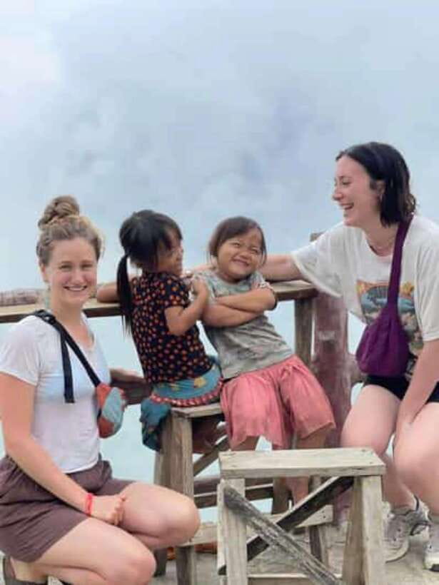 4-day Motorbike Ha Giang Loop Luxury Tour With Easy Rider - Day 3: Du Gia Market, viewpoint hopping, and Nam Dam village calm