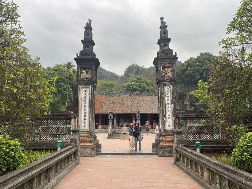 Best Ninh Binh Tour 1-Day, Small Group - Multiple Options - Hanoi to Ninh Binh: The Comfort of a Limousine Start