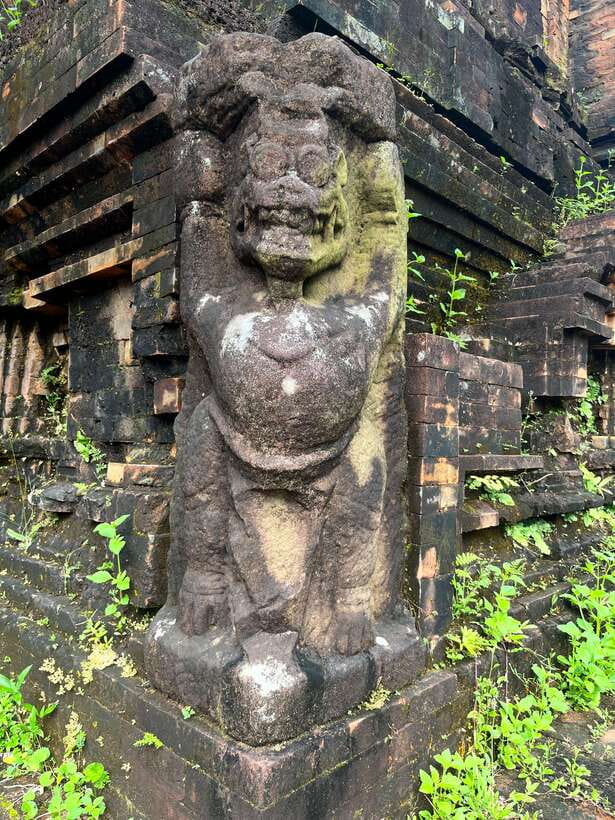 Best tour/ transfer to My Son Sanctuary - Touring style: guided vs private transfer (and why entrance tickets matter)