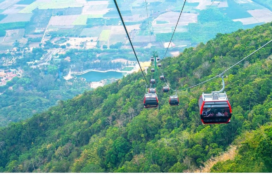 Black Virgin Moutain, Cu chi tunnels & Cao dai temple 1 day - Lunch on the route: included, and worth using as a reset