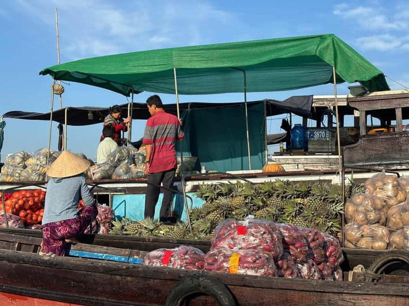 Can Tho: Floating Market, Cacao & Canals with French Guide - Key moments at a glance