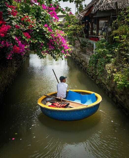 Coconut Boat Hoi An - Basket Boat Rowing: The Fun Part You’ll Be Smiling Through