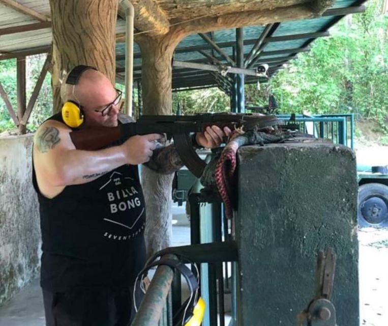 Cu Chi Tunnels and Mekong Delta Full Day Tour - Don ca tai tu and Tropical Treats That Make It Feel Local