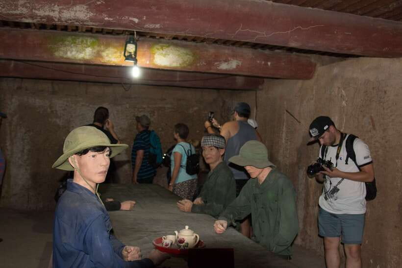Cu Chi Tunnels Half-Day: Big Group Vietnam War Experience - Guide style and small moments that make it click
