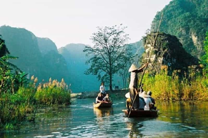 CUC PHUONG NATIONAL PARK - VAN LONG DAI LY TOUR DAY TRIP - Van Long Wetland Reserve: Rowing Boat Time for Birds and Primates