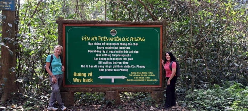 Cuc Phuong National Park - Van Long Day Trip From Hanoi - Nguoi Xua Cave: Prehistory in a Cave, Not Just a Storyboard