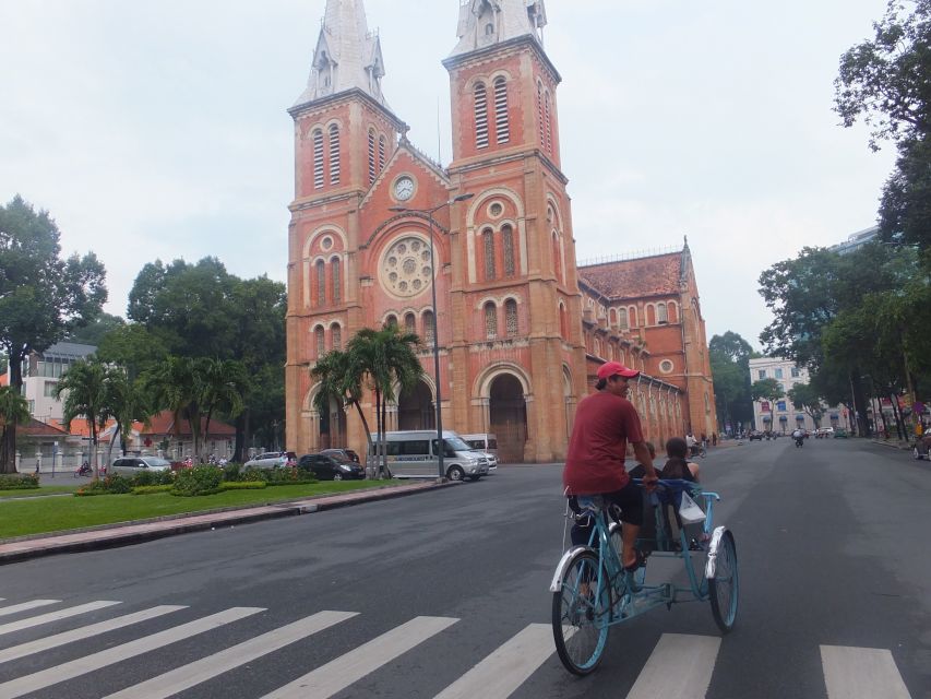 Customized Ho Chi Minh City Experience on Cyclo with Driver - How your driver customizes the route (and why it matters)