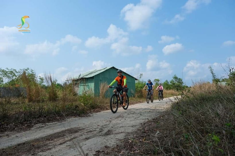 Cycling Through Phu Quoc Rural Village - Lunch, Breaks, and Staying Comfortable in the Heat