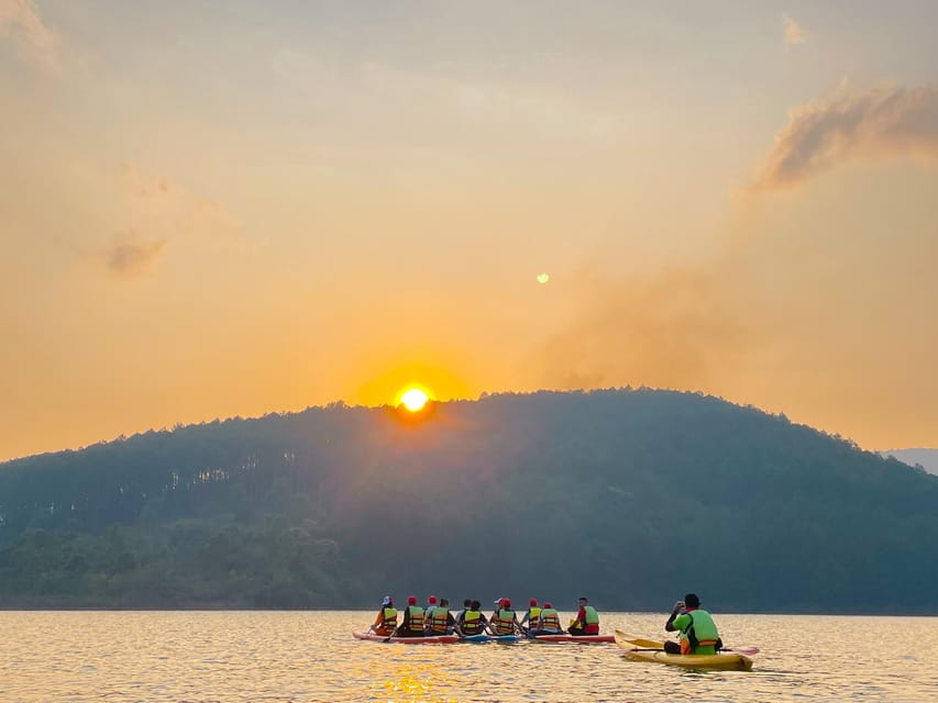 Da Lat: Tuyen Lam Lake Kayak or SUP Tour - Where You Start (and Why That Matters): Chèo Sup Hồ Tuyền Lâm Setup