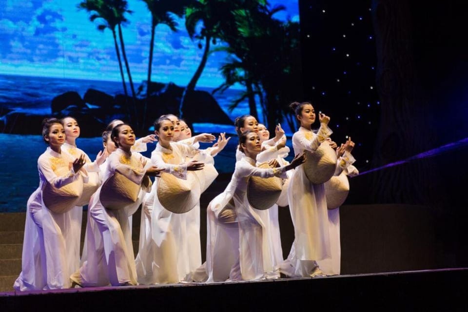 Da Nang: Charming Da Nang Show Ticket - Venue Area: Arrive Early Without Stress