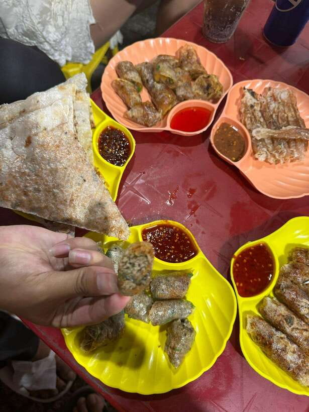 Da Nang City Street Food Private Tour With Local Students - Should you book this Da Nang motorbike street food tour?