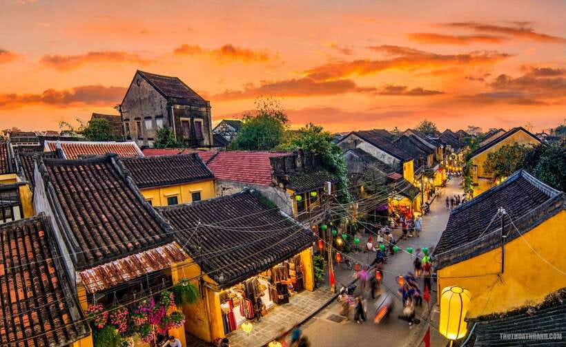 Da Nang: Golden Bridge, Lady Buddha, Marble Mt & Am Phu Cave - Food, water, and what’s actually included