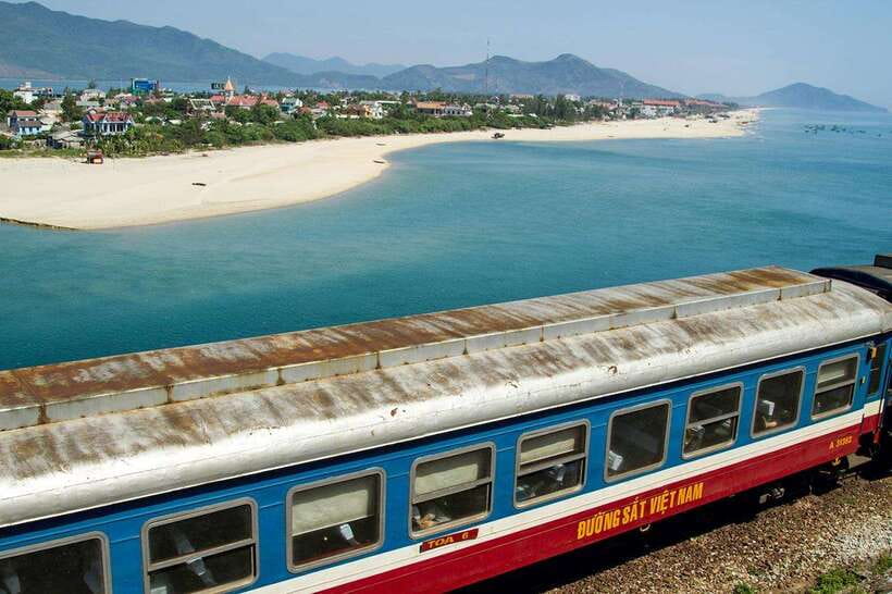 Da Nang: Hai Van Pass And Lang Co Beach Scenic Discovery - Hải Vân Pass on National Highway 1: Vietnam’s longest mountain pass, in motion