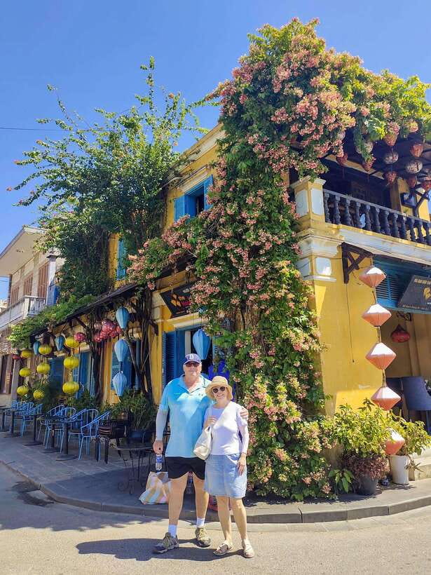 Da Nang: Half-day Hoi An Heritage Walk - Hoi An Market: where your camera meets local shopping