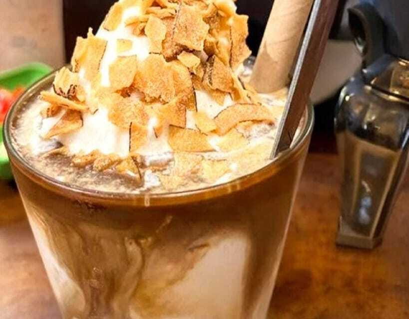 Da Nang History Tour Walking By Cham Pa Museum-Cuisine-Cafe - Coconut coffee or salted coffee: the Da Nang finish you’ll remember
