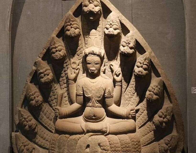 Da Nang History Tour Walking By Cham Pa Museum-Cuisine-Cafe - An Long Pagoda: Mahayana Buddhism and everyday beliefs