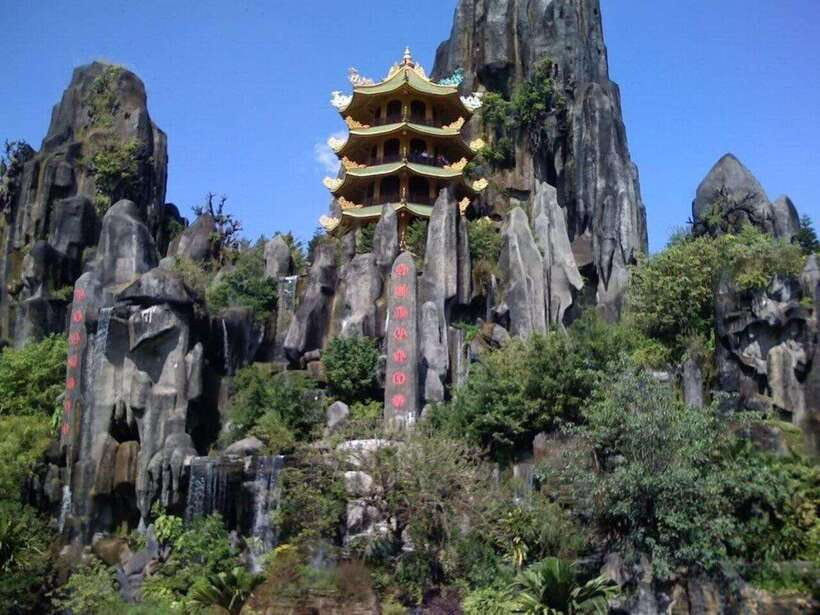 Da Nang : Marble Mountains - Monkey Mountains Half Day Tour - Am Phu Cave: Buddhist ideas shown through scenes (and some scary vibes)