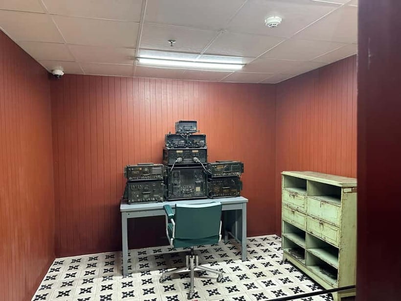 Free E-Sim War Remnants Museum & Independence Palace Tour - Why pairing palace first and museum second works