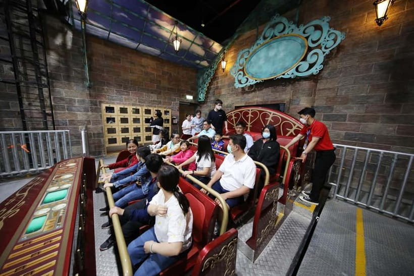 From Da Nang: Golden Bridge Ba Na Hills Full-Day Group Tour - Suoi Mo Cable Car and Funicular: The Views Are the Real Attraction