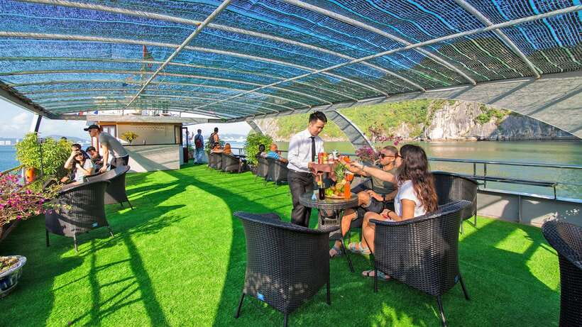 From Hanoi: 1 -Day Halong Bay Cruise With Big & Small Groups - Meals and drinks: what you’ll eat, what costs extra
