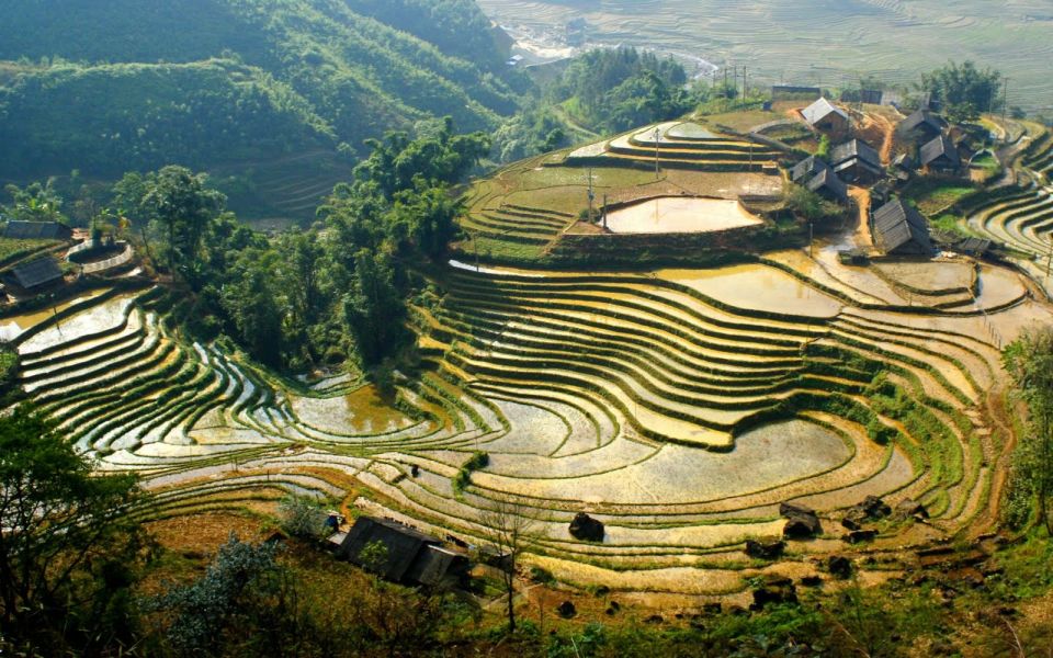From Hanoi: 2-Day Sapa Cultural Exchange Tour with Homestay - Paying $100 for a Sapa experience that actually includes more than hiking