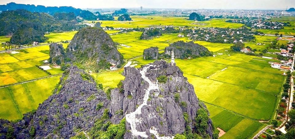 From Hanoi: 3-Day Trip to Ninh Binh with Ha Long Bay Cruise - Hanoi to Ninh Binh to Ha Long in 3 days: the pacing logic