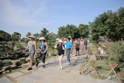 From Hanoi: Bai Dinh, Trang An, and Mua Cave Full-Day Tour - Getting From Hanoi to Ninh Binh: Pickup and Ride Comfort