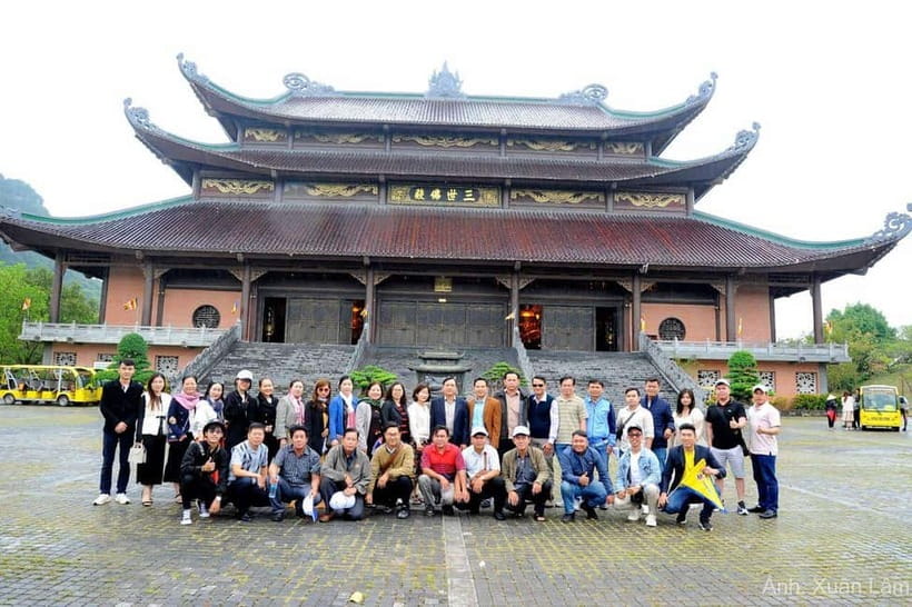 From Hanoi: Bai Dinh,Trang An and Mua Cave Trip - Trang An UNESCO Boat Ride: Upstream Caves on a Traditional Wooden Boat