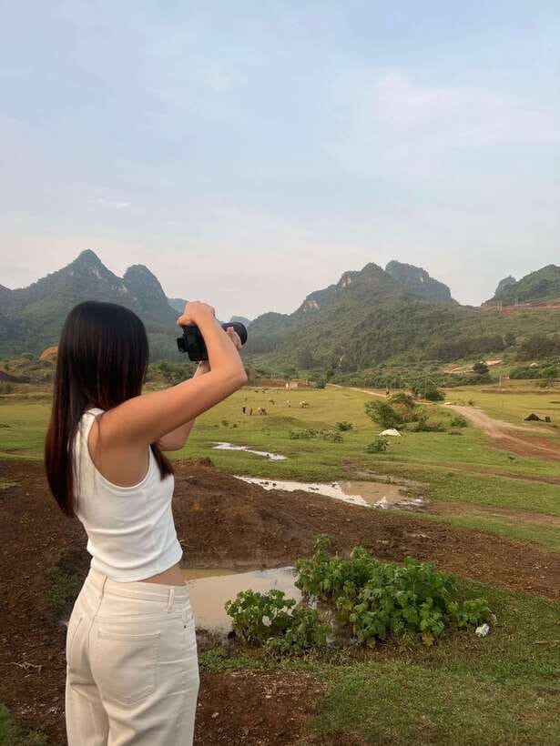 From Hanoi: Ban Gioc Waterfall & Angel Mountain 2-Day Tour - Ban Gioc Waterfalls: getting the scale right, then getting up close