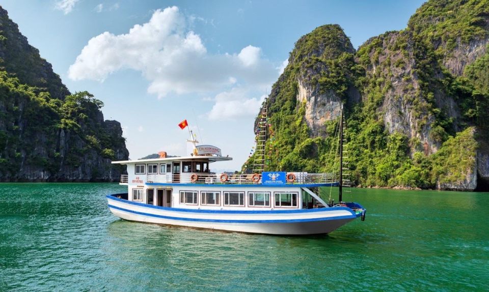 From Hanoi: Halong Bay Day Trip w/ Cave, Island & Kayak - Getting Picked Up (and What Your Morning Looks Like)