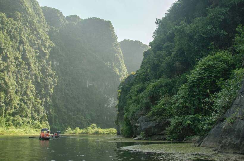 From Hanoi: Hoa Lu/Bai Dinh-Tam Coc/Trang An-Mua Cave Tours - Why this Ninh Binh day trip works so well from Hanoi