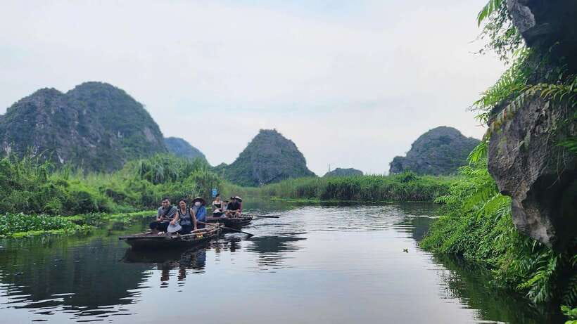 From Hanoi: Hoa Lu/Bai Dinh-Tam Coc/Trang An-Mua Cave Tours - Pickup, ride out of Hanoi, and the first refresh stop