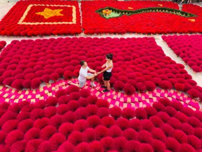 From Hanoi: Incense Village, Conical Hat and HaThai Art Tour - Two routes: half-day incense and conical hat, or full-day lacquer too