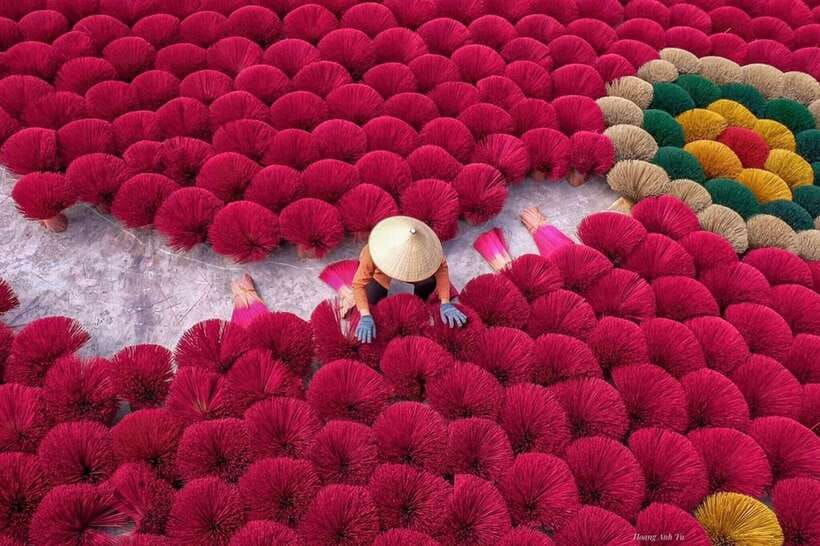 From Hanoi: Incense Village & Train Street Small Group Tour - The Morning Walking Tour: From Bamboo to Color to Scent