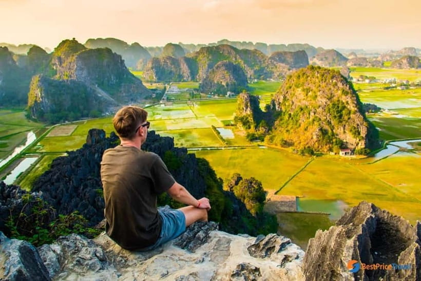 From Hanoi: Ninh Binh Bai Dinh or Hoa Lu, Trang An, Mua Cave - Lunch break with Vietnamese flavors (and real downtime)