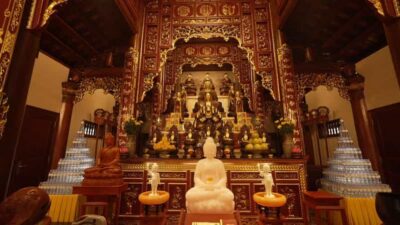 From Hanoi: Ninh Binh Bai Dinh or Hoa Lu, Trang An, Mua Cave - Bai Dinh Pagoda vs Hoa Lu: two temple vibes in one day