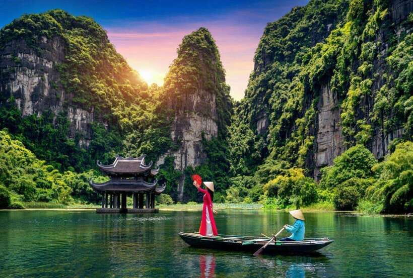 From Hanoi: Ninh Binh, Bai Dinh, Trang An and Mua Cave Trip - Bai Dinh Pagoda: Giant Scale Without Needing a Long Trip