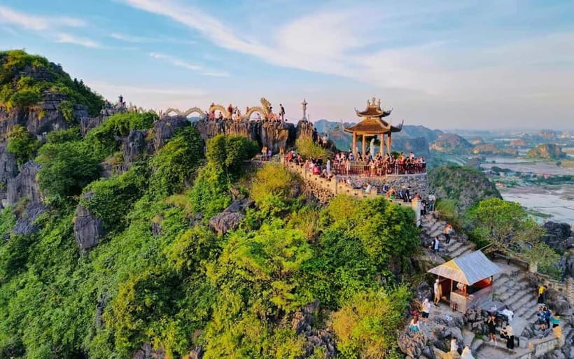 From Hanoi/NinhBinh: HoaLu-Bai Din- TrangAn- MuaCave-BichDon - Hoa Lu Ancient Capital: King Dinh and King Le on your first stop