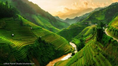 From Hanoi: Sapa 2D1N Homestay overnight by Morning bus - First stop in Sapa town: costumes, briefing, and a quick reset