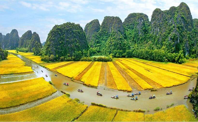 From Hanoi: Trang An, Hoa Lu & Mua Cave Full-Day Luxury Tour - Trang An UNESCO cave boat ride: Sang, Toi, and Nau Ruou