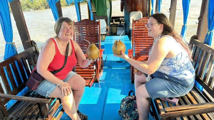 From Ho Chi Minh: Cai Be Boat & Bike Mekong Delta Experience - Lunch in Cái Bè: what you’ll notice about the flavors