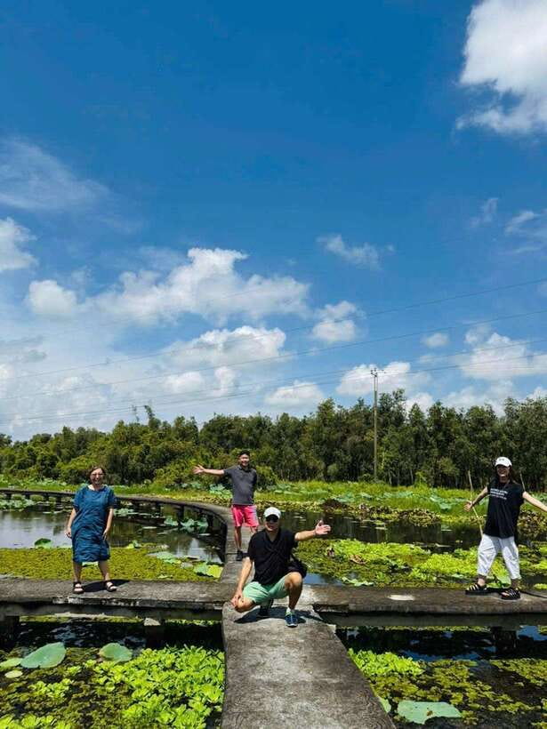 From Ho Chi Minh City: Tan Lap Floating Village Eco Day Tour - Village conversations: fishing life, small markets, and daily routines