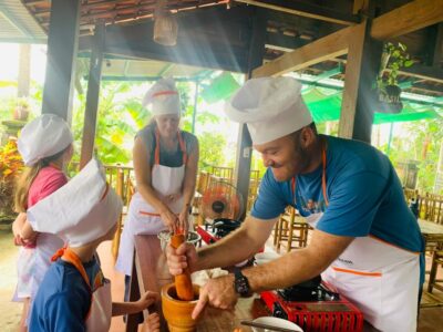From Hoi An: Cooking Class at Organic Farm - Getting to Lemon Basil Cookery & Restaurant in Tra Que (no pick-up)