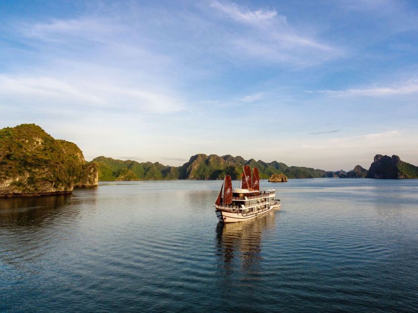 Ha Long & Lan Ha Bays: 2-Day Cruise with Meals & Kayaking - Cooking demo + sunset party: how the cruise adds Vietnamese flavor
