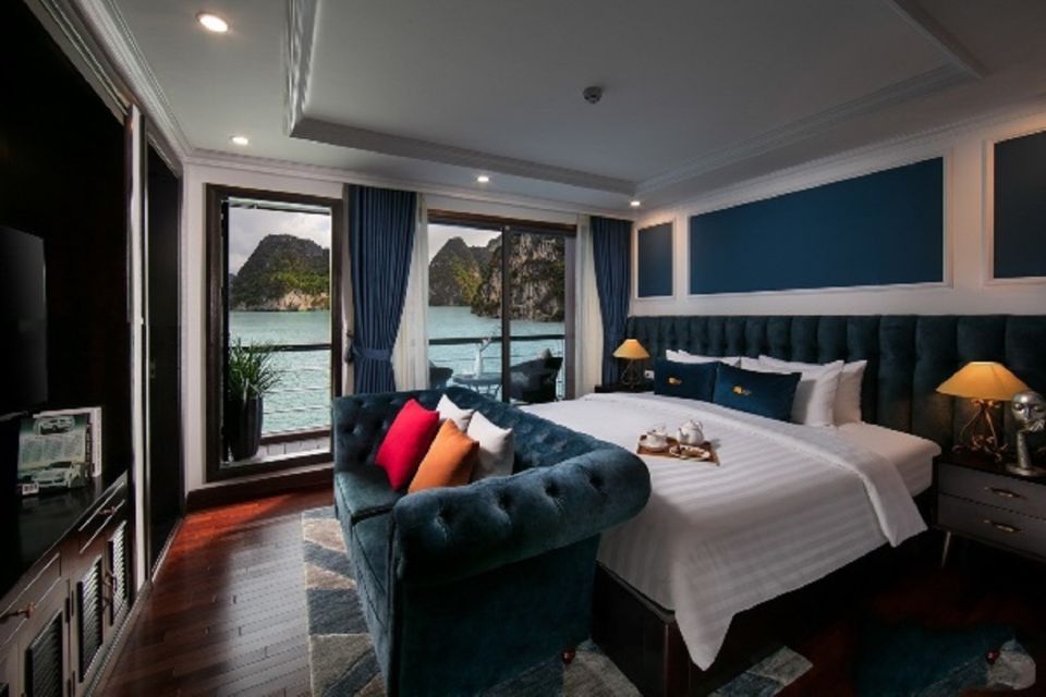 Hanoi: 3-Day Ninh Binh and Lan Ha Bay Cruise with Homestay - Tam Coc: the 1.5-hour sampan ride through limestone and caves